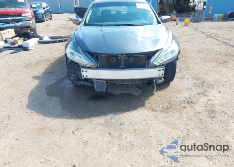 2016 Nissan Altima 2.5/2.5 S/2.5 Sl/2.5 Sr/2.5 Sv из США, поврежденный, VIN 1N4AL3AP7GN342735